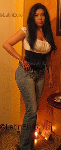 Date this exotic Colombia girl Nohra from Cali CO15953