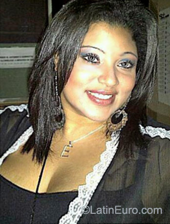 Date this young Panama girl Tania from Panama City PA390
