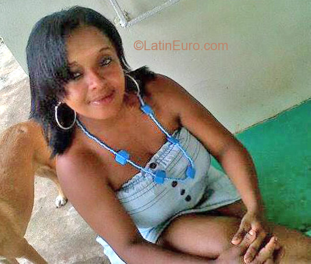 Date this georgeous Colombia girl Xiomara from Cali CO11268