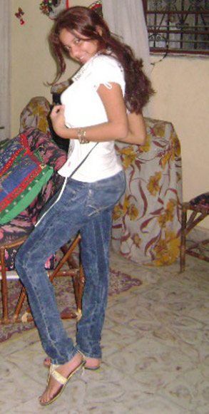 Date this attractive Colombia girl Vanessa from Barranquilla CO11574