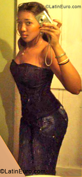 Date this young Dominican Republic girl Yeimy from Santiago DO12788