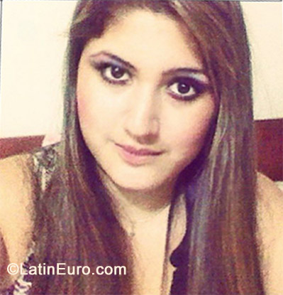 Date this funny Colombia girl Diana Carolina from Cali CO11652