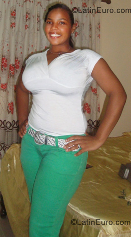 Date this hot Dominican Republic girl Marleni from Puerto Plata DO13375