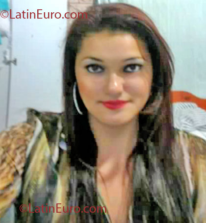 Date this beautiful Brazil girl Sueli from Itai BR7463