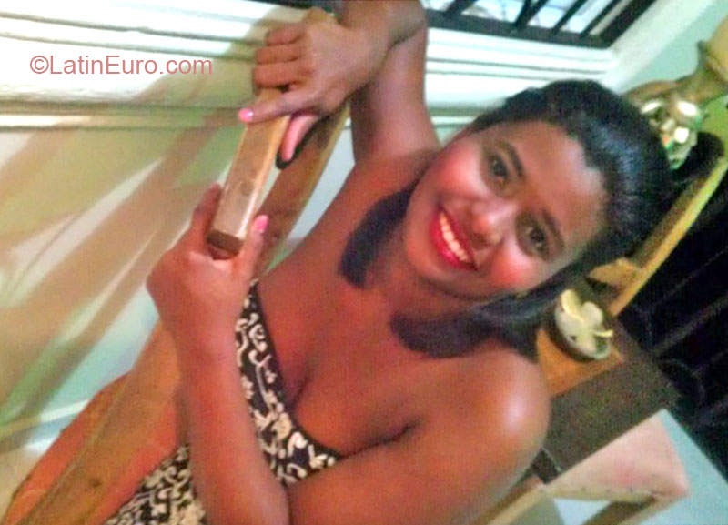 Date this lovely Dominican Republic girl Madelin from Puerto Plata DO14682