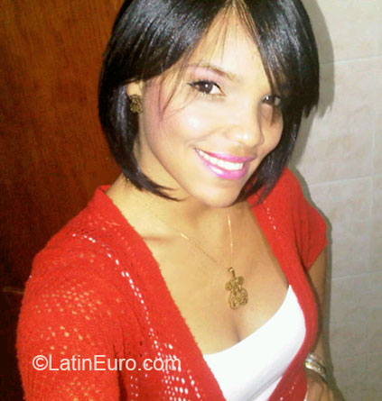 Date this hot Dominican Republic girl Ana maria from Santiago DO14774