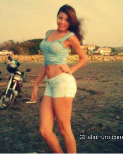 Date this hard body Colombia girl Jezi from Barranquilla CO12618
