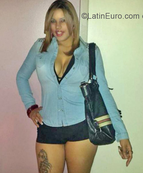 Date this beautiful United States girl Loendy from Bronx US14156
