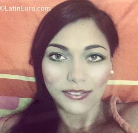 Date this attractive Colombia girl Catalina from Ibague CO13261