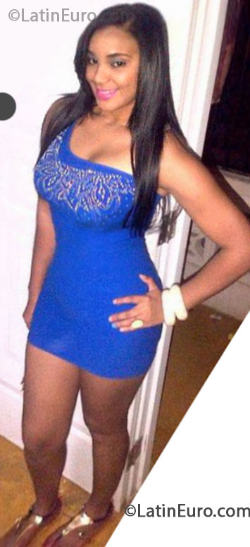 Date this attractive Dominican Republic girl Leydy from Santiago DO16297