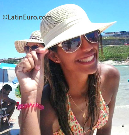 Date this athletic Brazil girl Fabiana from Rio De Janeiro BR7904