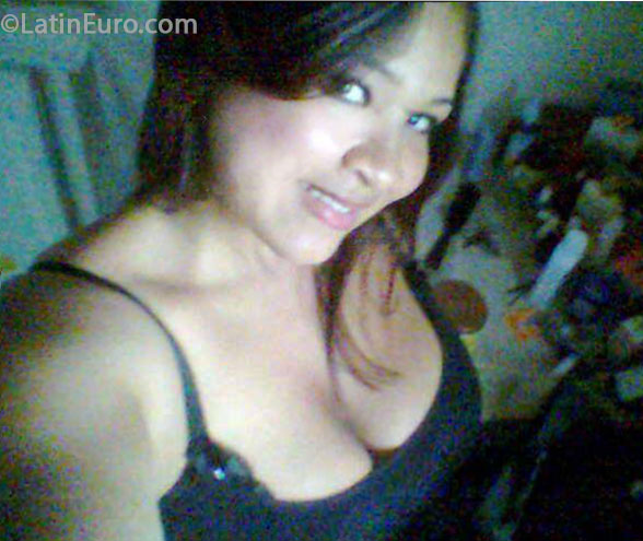 Date this charming Dominican Republic girl BIANELES from Santiago DO16464