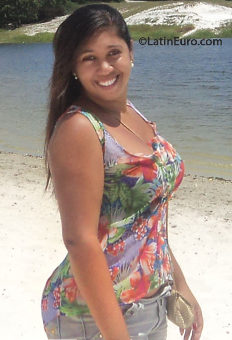 Date this young Brazil girl Mara from Salvador BR9364