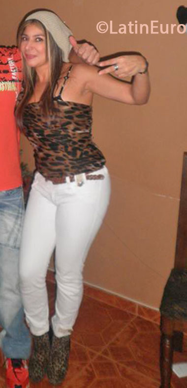 Date this charming Colombia girl Yuliana from Medellin CO13648