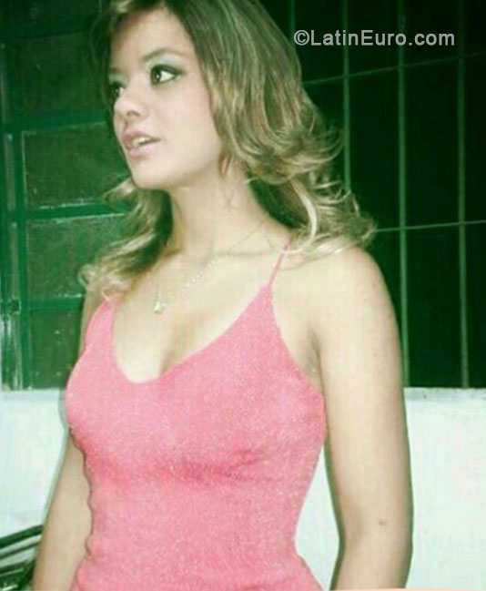 Date this lovely Brazil girl Elanice from Belo Horizonte BR8221