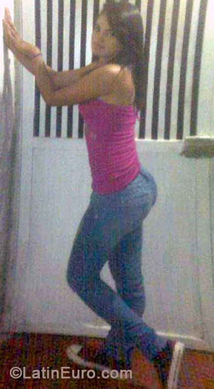 Date this tall Venezuela girl Bele from Apure VE107
