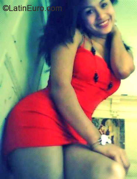 Date this passionate Peru girl Elvina from Lima PE855