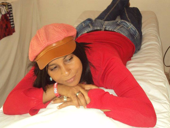 Date this lovely Dominican Republic girl Madrile from Santo Dominigo DO17868