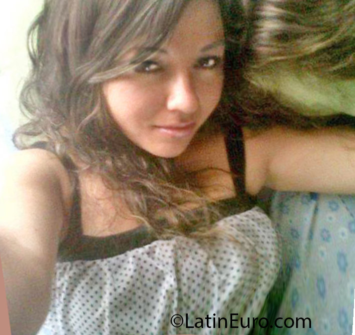 Date this pretty Colombia girl Marcela from Popayan CO14593
