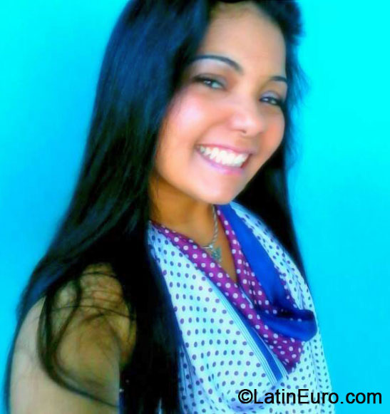 Date this good-looking Brazil girl  from Rio De Janeiro BR8358
