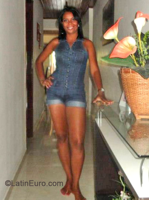 Date this funny Brazil girl Liliane from Camacari BR8424