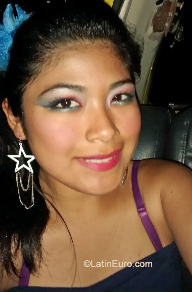 Date this charming Peru girl Aneli from Chiclayo PE879