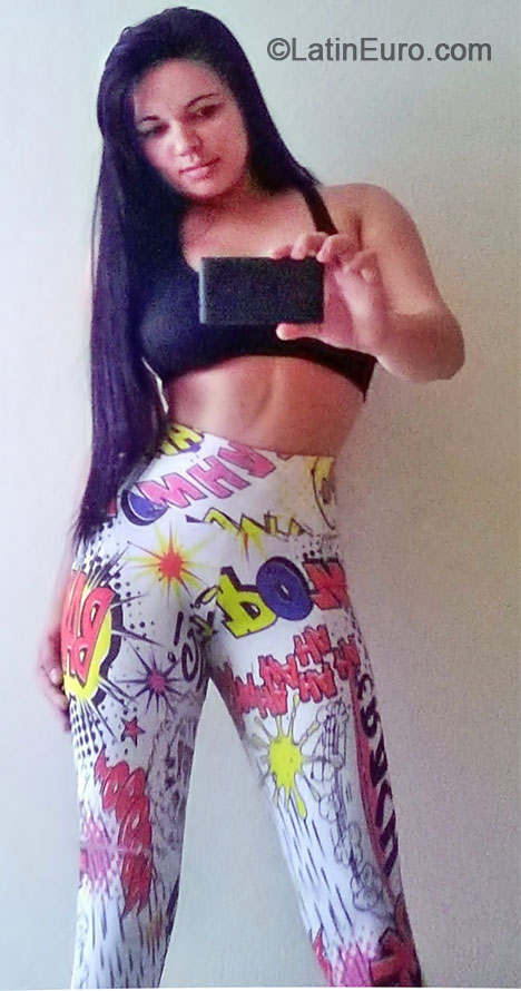 Date this hot Brazil girl Maria Aparecida from Recife BR8446