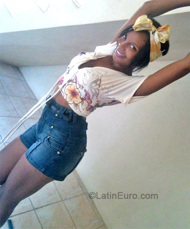 Date this cute Jamaica girl Colleen from Clarendon JM1552