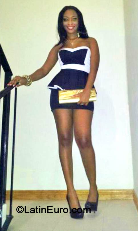 Date this fun Jamaica girl Laty from Kingston JM1578