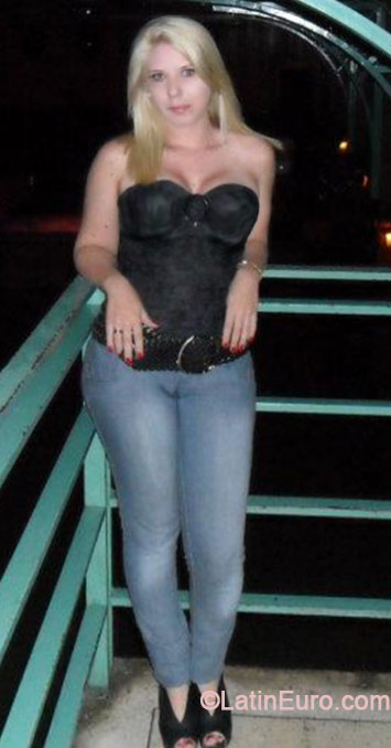 Date this lovely Brazil girl Juliane from Sao Paulo BR8692