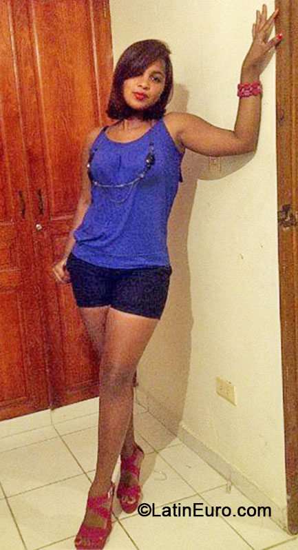 Date this good-looking Dominican Republic girl Lilibeth from Santiago DO18665