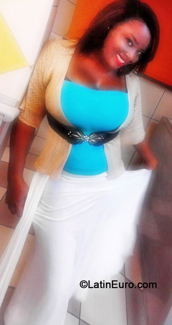 Date this georgeous Jamaica girl Chante from Kingston JM1603