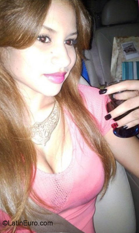 Date this good-looking Dominican Republic girl Jolie from Santo Domingo DO18753