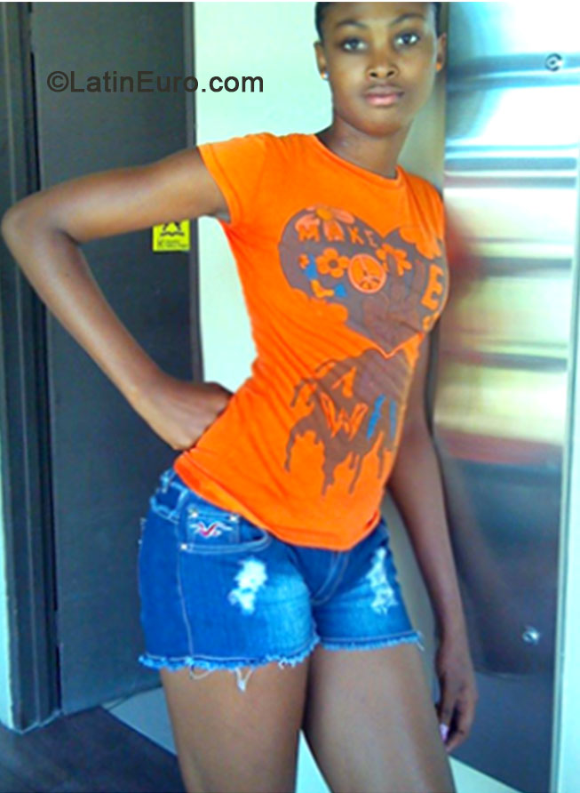 Date this cute Jamaica girl Natalie from Kingston JM1618