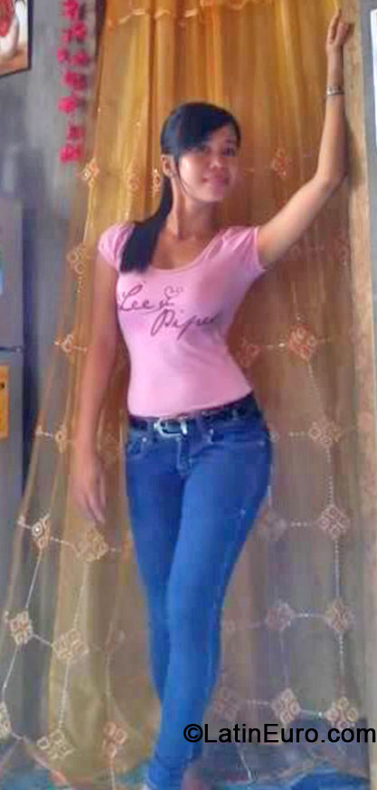 Date this beautiful Philippines girl Jackielyn from Surigao City PH636