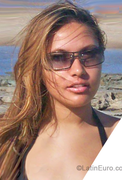 Date this gorgeous Brazil girl Auranir from Fortaleza BR8767