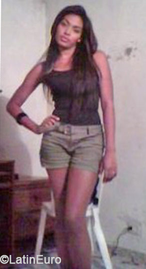 Date this stunning Colombia girl Sarah from Medellin CO15273