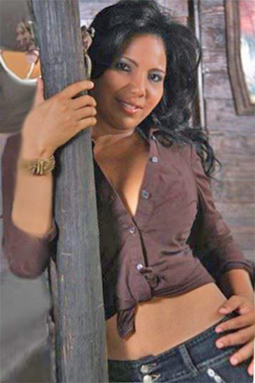 Date this fun Colombia girl Kandy from Cartagena CO15387