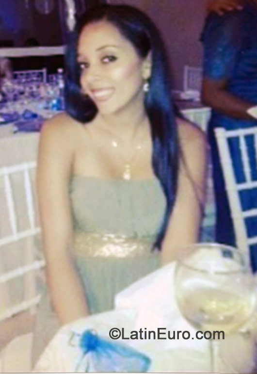 Date this georgeous Dominican Republic girl Yari from Puerto Plata DO19338