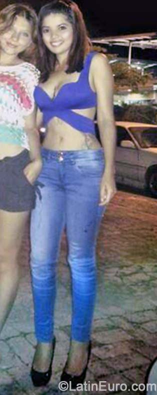 Date this pretty Colombia girl Aniee from Bogota CO15781