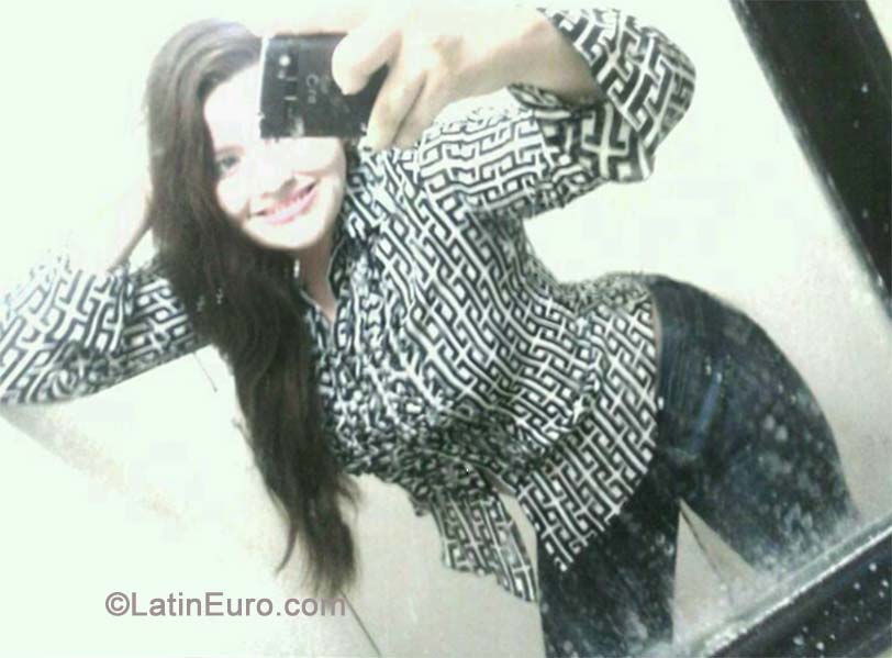 Date this gorgeous Mexico girl Scarlett from Culiacan MX1310