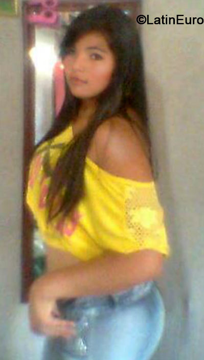 Date this stunning Colombia girl Luisa fernanda from Cali CO15957