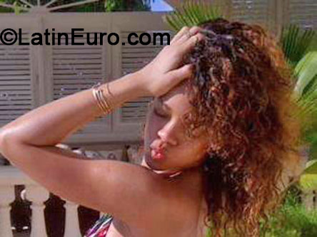 Date this georgeous Brazil girl Denizia from Sao Paulo BR8988