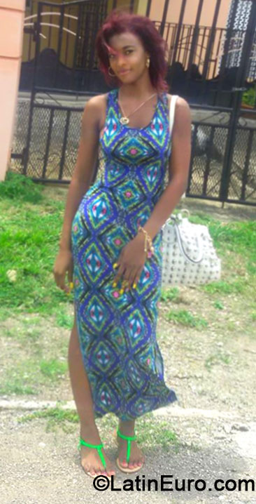 Date this georgeous Jamaica girl Shanice from Kingston JM1833