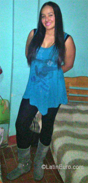 Date this charming Colombia girl Nury from Bogota CO16202