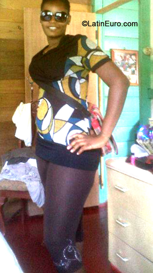 Date this young Jamaica girl Amara from Montego bay JM1840