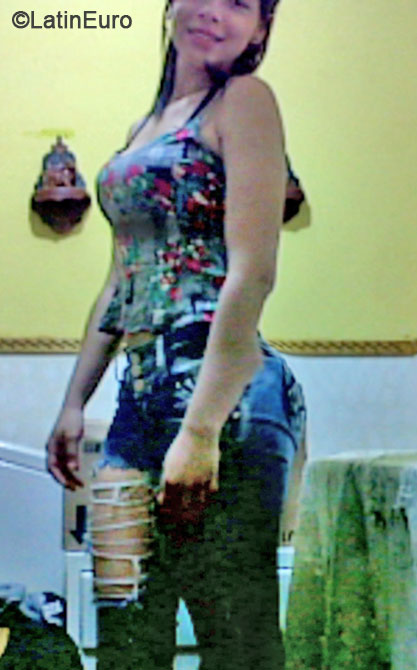 Date this good-looking Colombia girl Luisa from Medellin CO16259