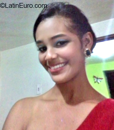 Date this young Dominican Republic girl Maria teresa from Santo Domingo DO20240