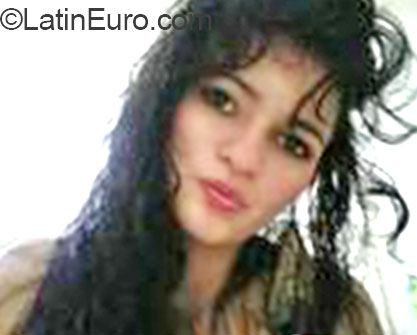 Date this cute Colombia girl Belen from Cali CO16707