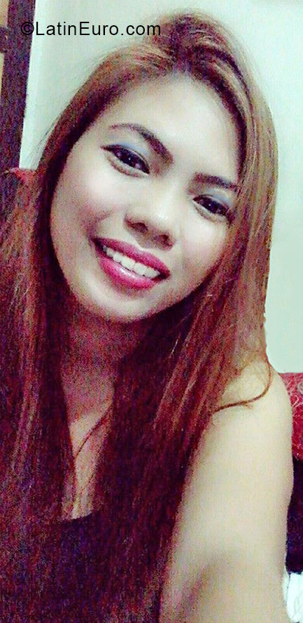 Date this delightful Philippines girl Jemalyn from Cavite PH733
